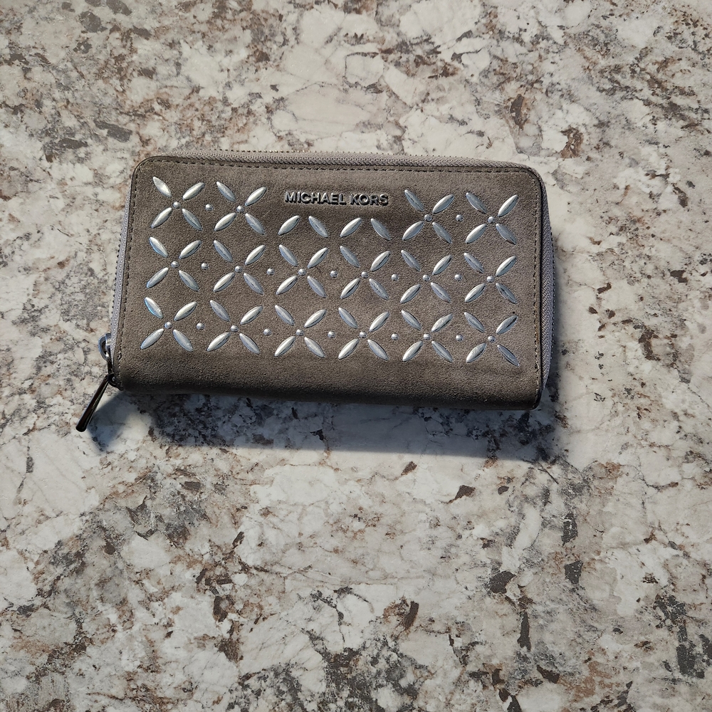 Michael Kors Silver Wallet